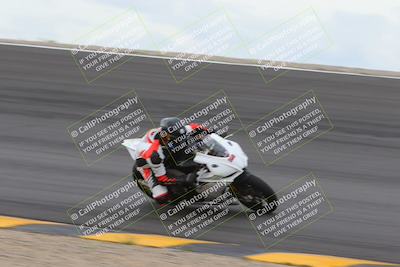 media/Jan-15-2023-SoCal Trackdays (Sun) [[c1237a034a]]/Bowl (1125am)/